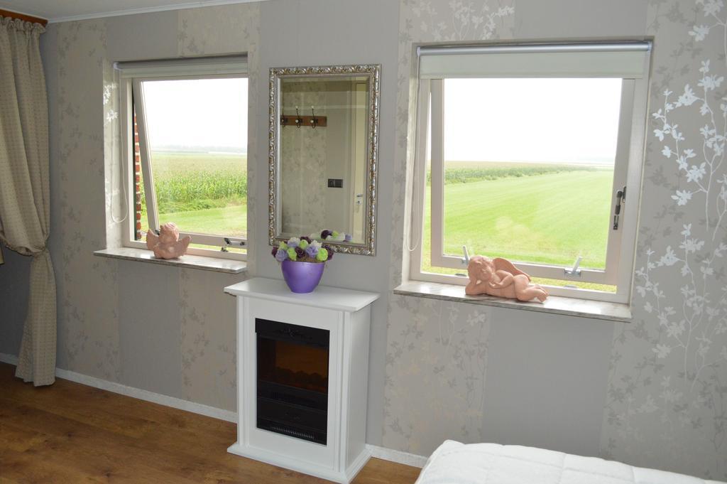 Huize Ouwervelden Bed & Breakfast Wouwsche Plantage Room photo