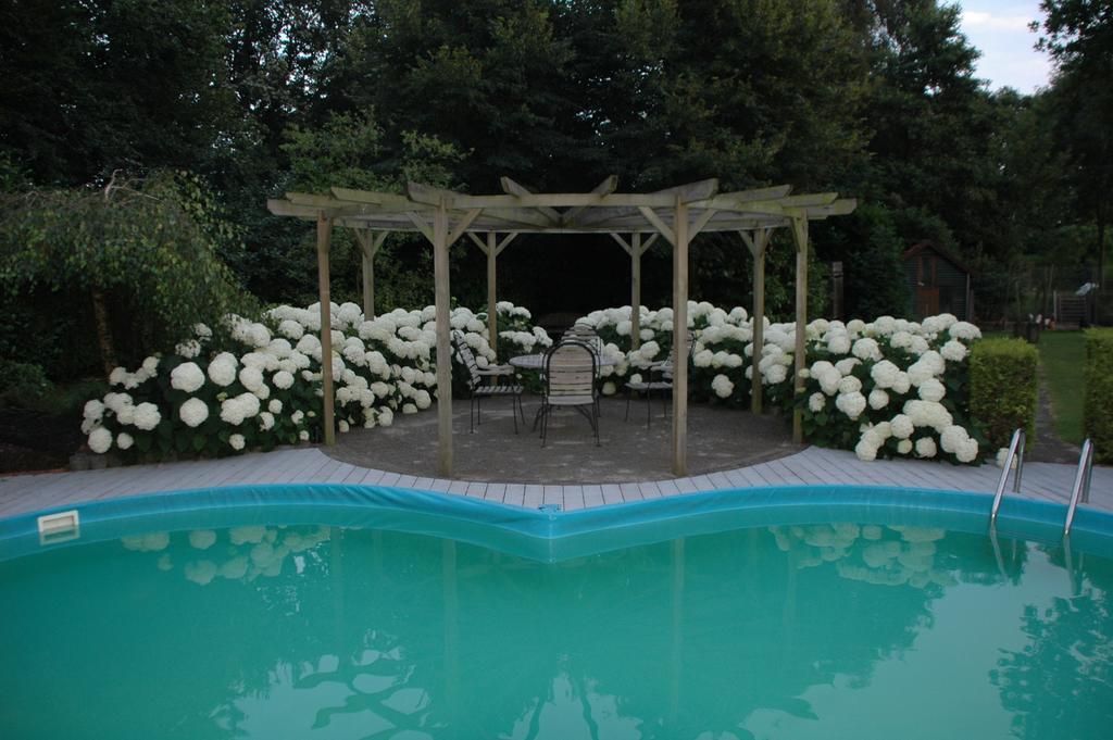 Huize Ouwervelden Bed & Breakfast Wouwsche Plantage Exterior photo